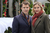 IT'S BEGINNING TO LOOK A LOT LIKE CHRISTMAS (Hallmark 12/21/19) Eric Mabius, Tricia Helfer, Nolan Hupp, Viv Leacock, Aliza Vellani