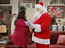 MIKE MOLLY: THE CHRISTMAS EPISODES (CBS 2010-2016) Melissa McCarthy, Billy Gardell, Swoosie Kurtz, Reno Wilson, Katy Mixon, Rondi Reed, Louis