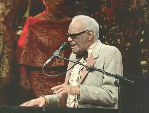 RAY CHARLES CELEBRATES A GOSPEL CHRISTMAS WITH THE VOICES OF JUBILATION! (2003) Ray Charles, Voices of Jubilation Gospel Choir